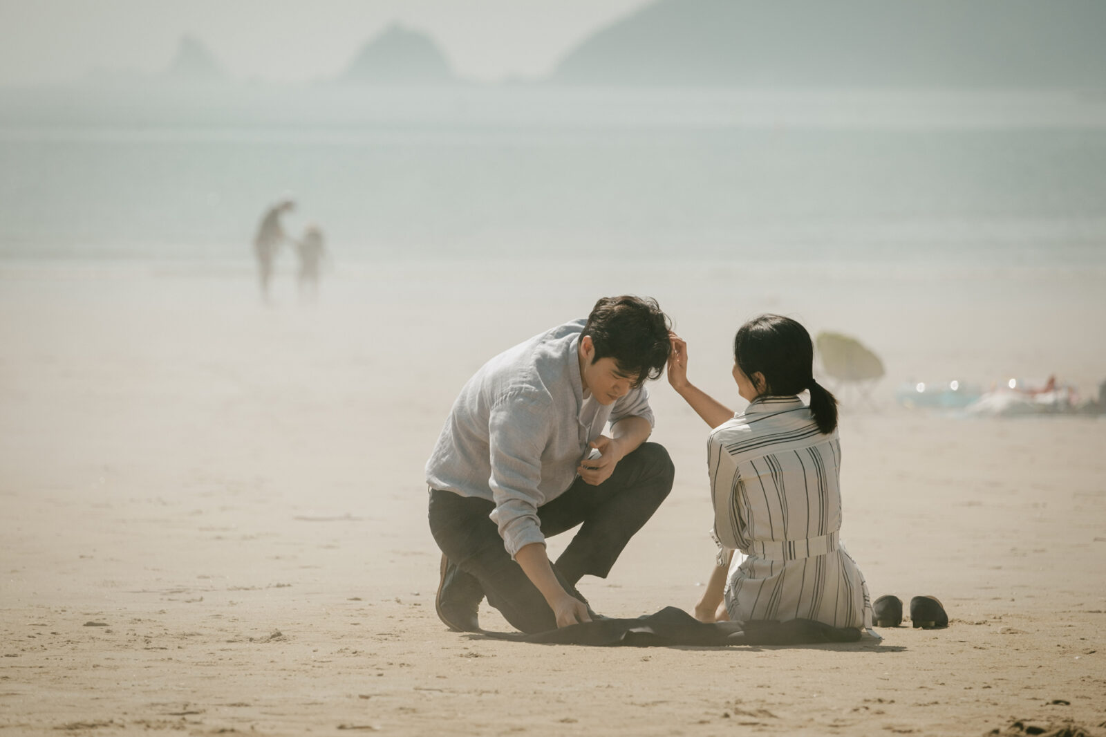 Recalled 2021 Korean Movie Review EonTalk